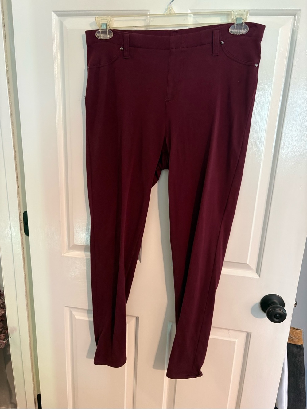 Time and Tru Wine Skinny Stretch Pants